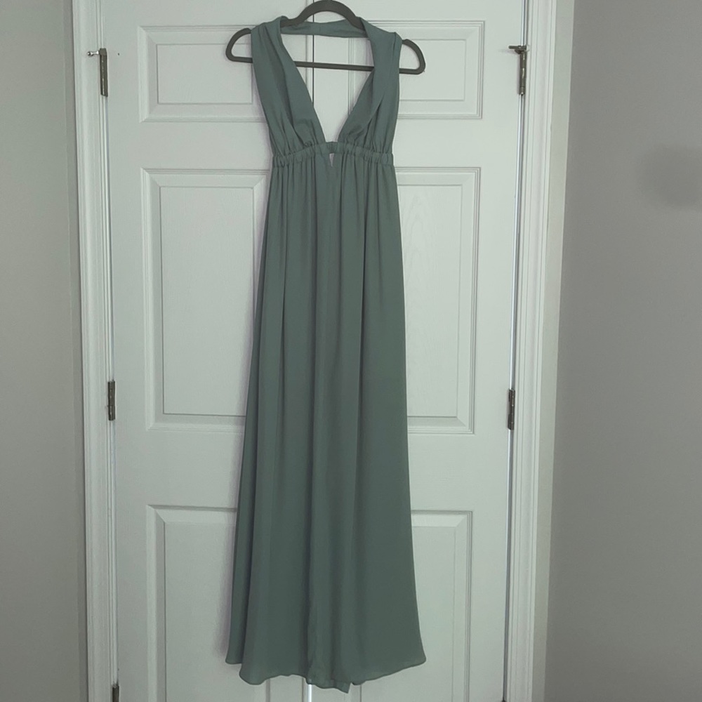 Halter/backless Dress